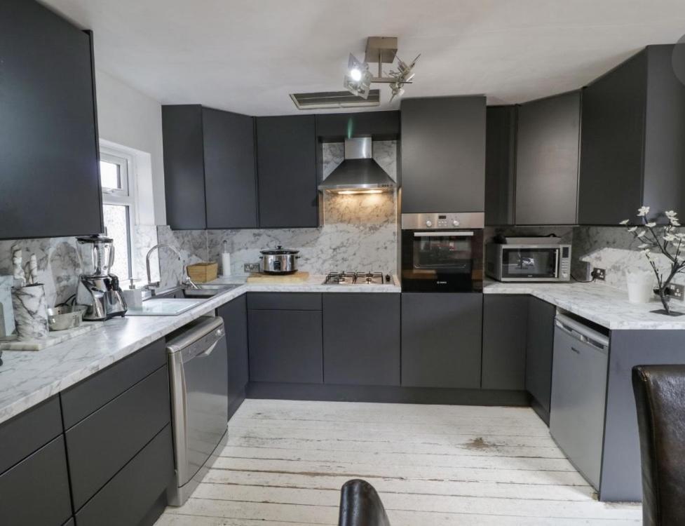 Lovely Comfortable 3 Bed Home, Worcester Exterior photo
