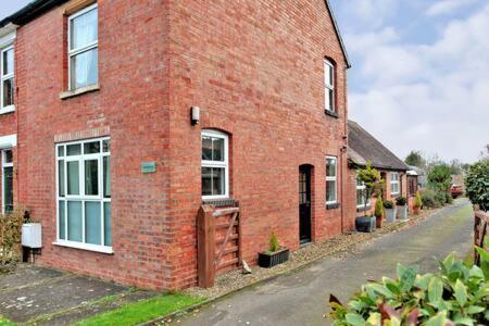 Lovely Comfortable 3 Bed Home, Worcester Exterior photo